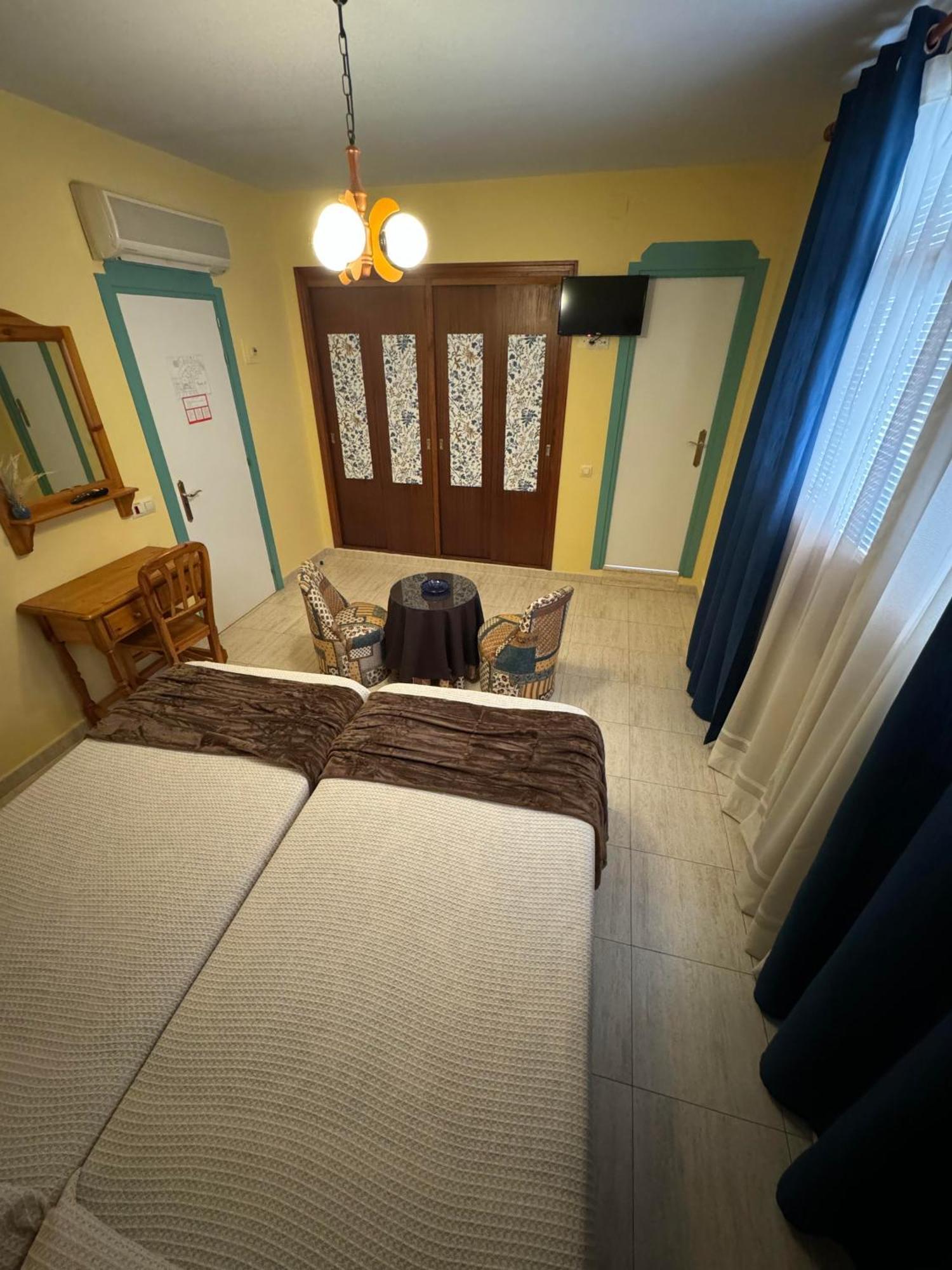 Hostal Joaquin Las Ventas con Pena Aguilera Exterior foto