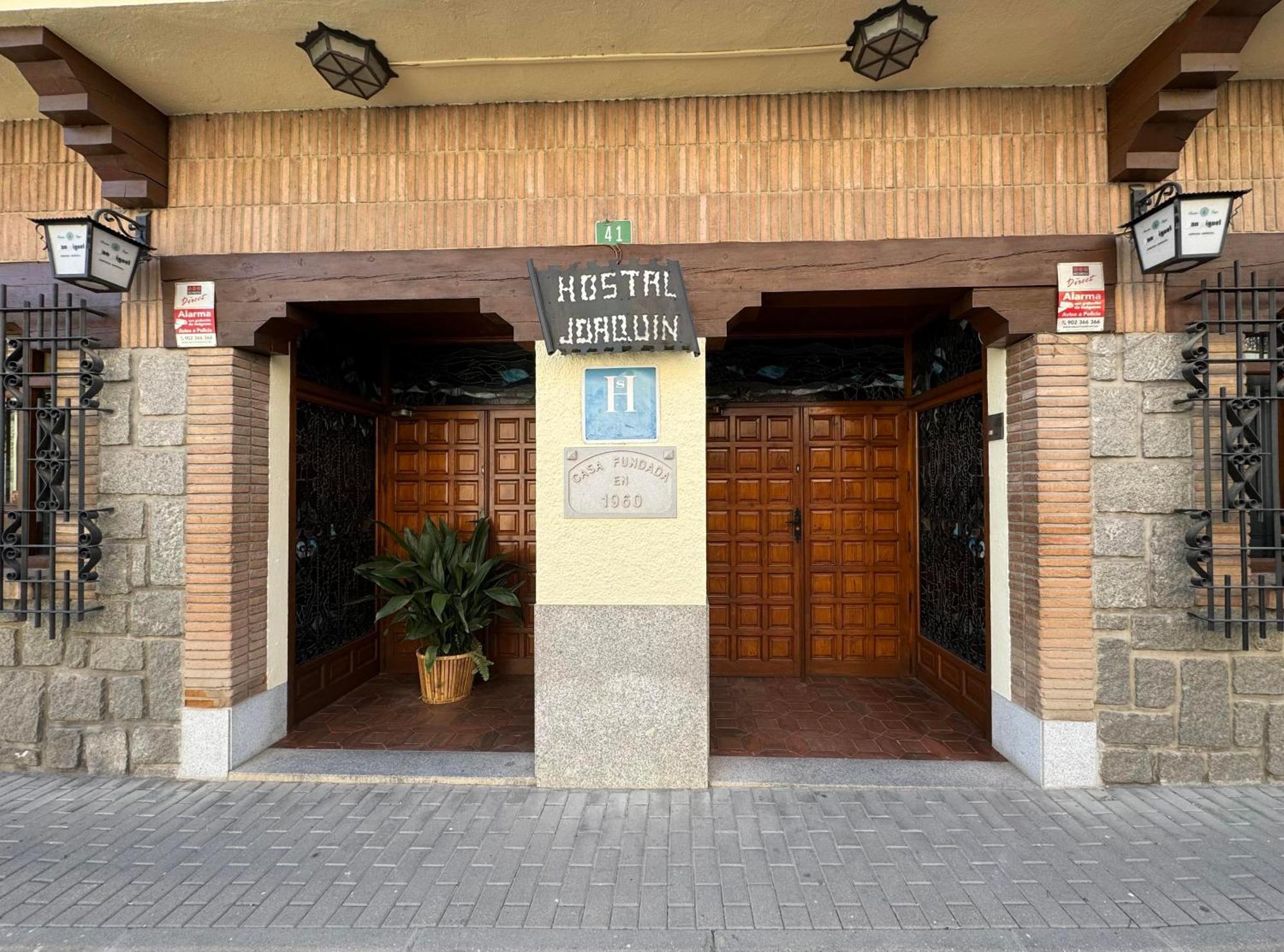 Hostal Joaquin Las Ventas con Pena Aguilera Exterior foto