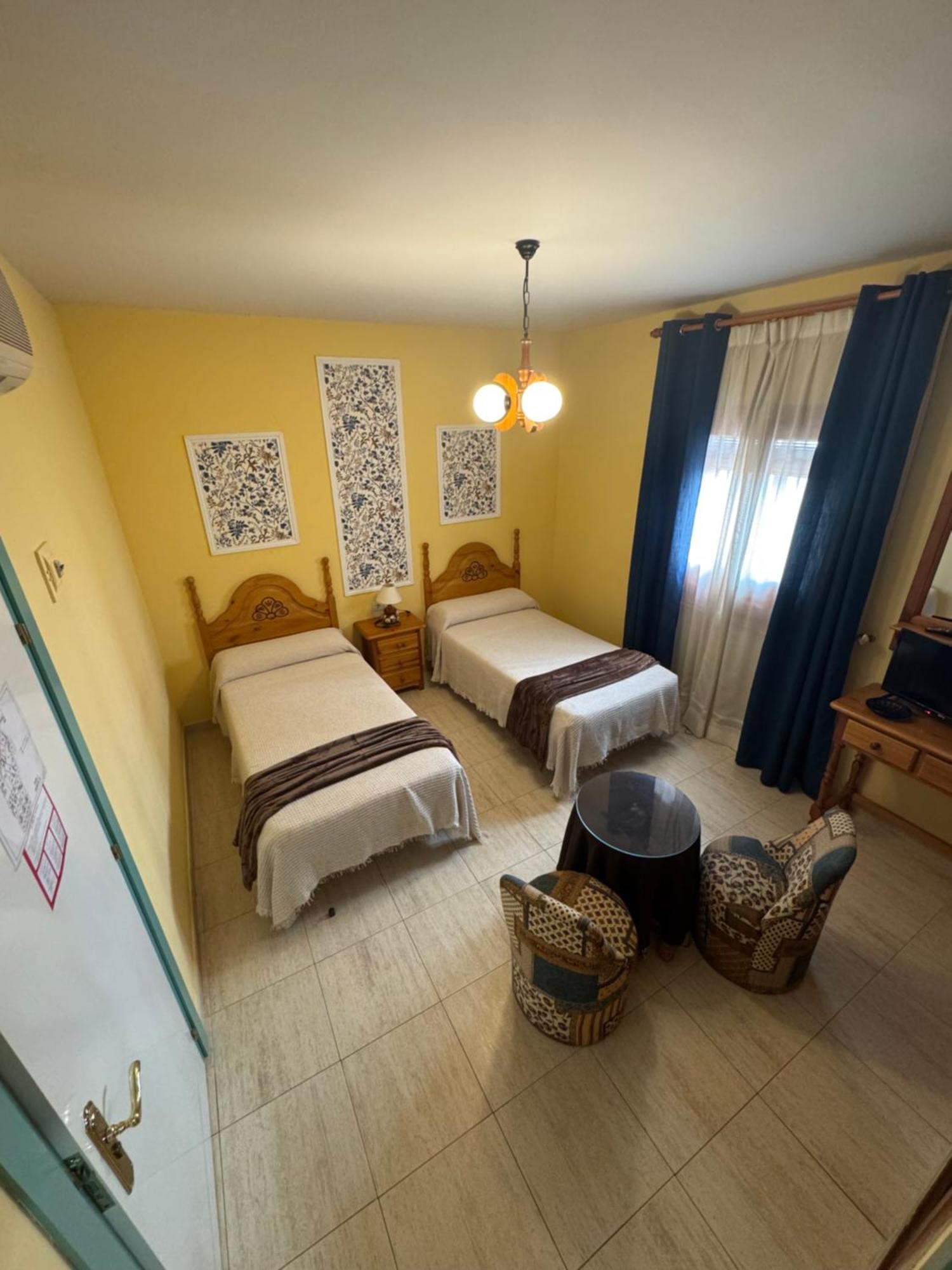 Hostal Joaquin Las Ventas con Pena Aguilera Exterior foto